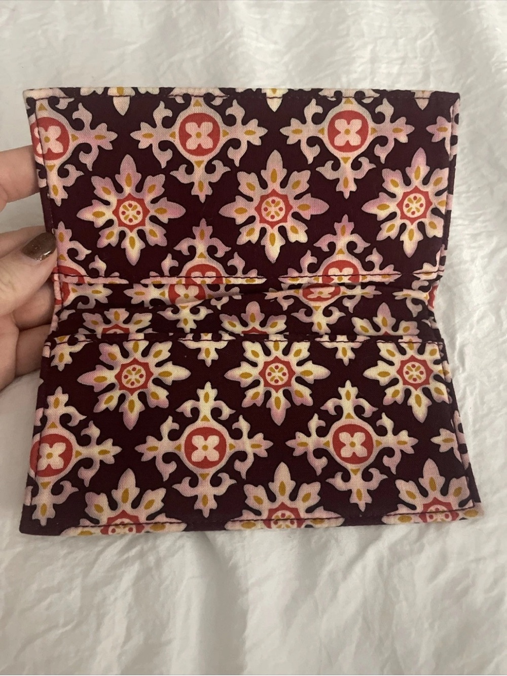Vera Bradley Medallion Checkbook Cover Retired Pattern Brown - Picture 2 of 6